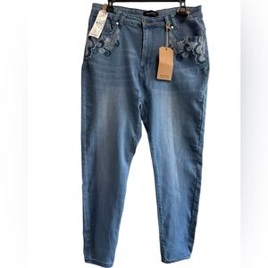 Beyond Us light washed jeans light whiskering gorgeous embroidery front pockets